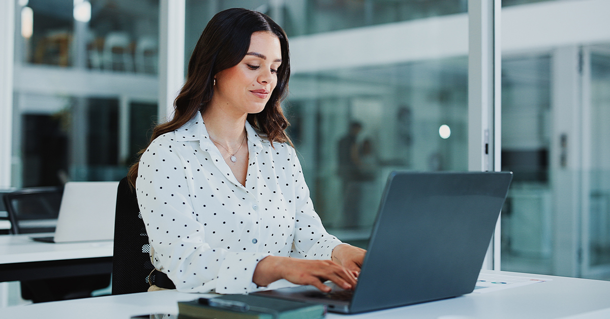 Business English Email Phrases for Clear Workplace Communication
